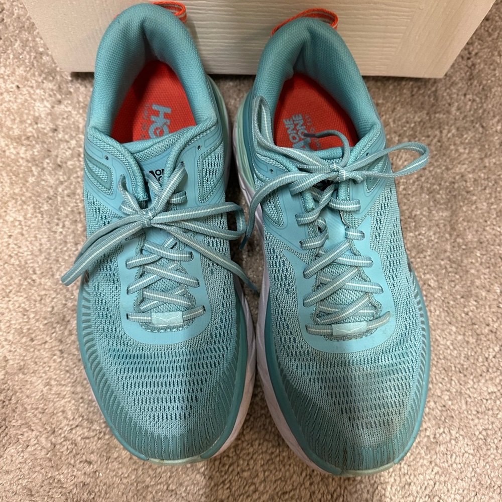 Hoka Bondi-7 running shoes